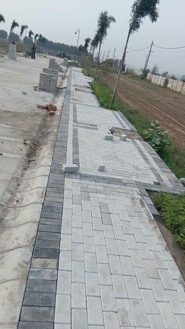 Mahira Estate (15-Acre Township)
